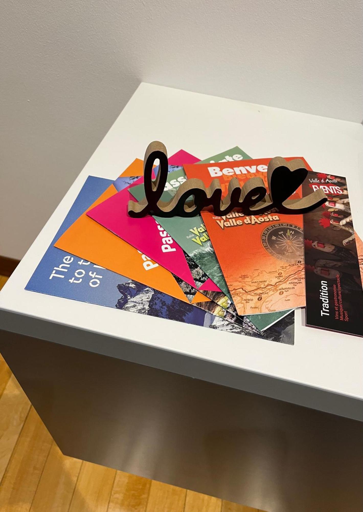 Game,Set And Love -Loft Nel Cuore Di Aosta Exterior photo