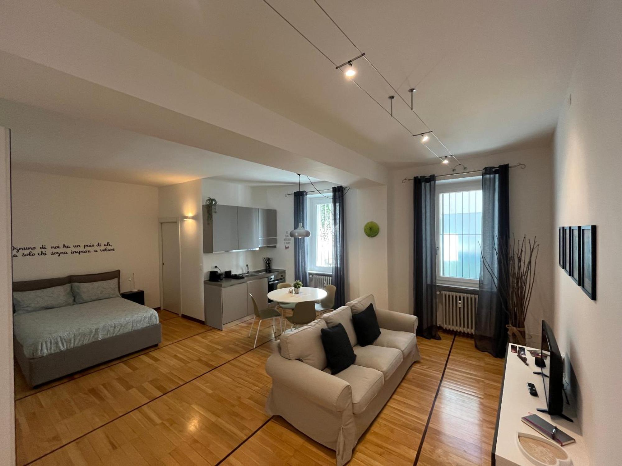 Game,Set And Love -Loft Nel Cuore Di Aosta Exterior photo