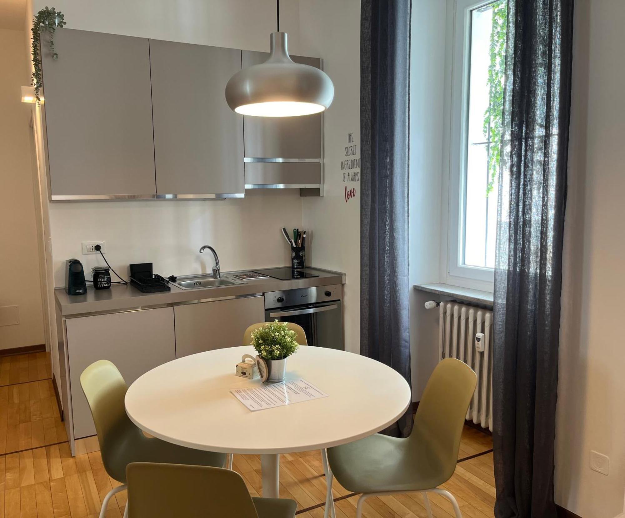 Game,Set And Love -Loft Nel Cuore Di Aosta Exterior photo